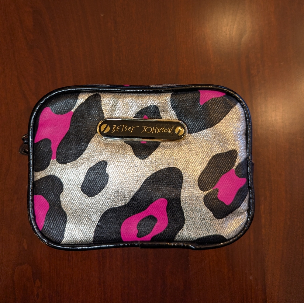 Betsey Johnson Animal Print Cosmetic / Makeup Bag